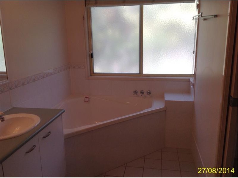 8 Beaverbrook Circuit, Sippy Downs QLD 4556