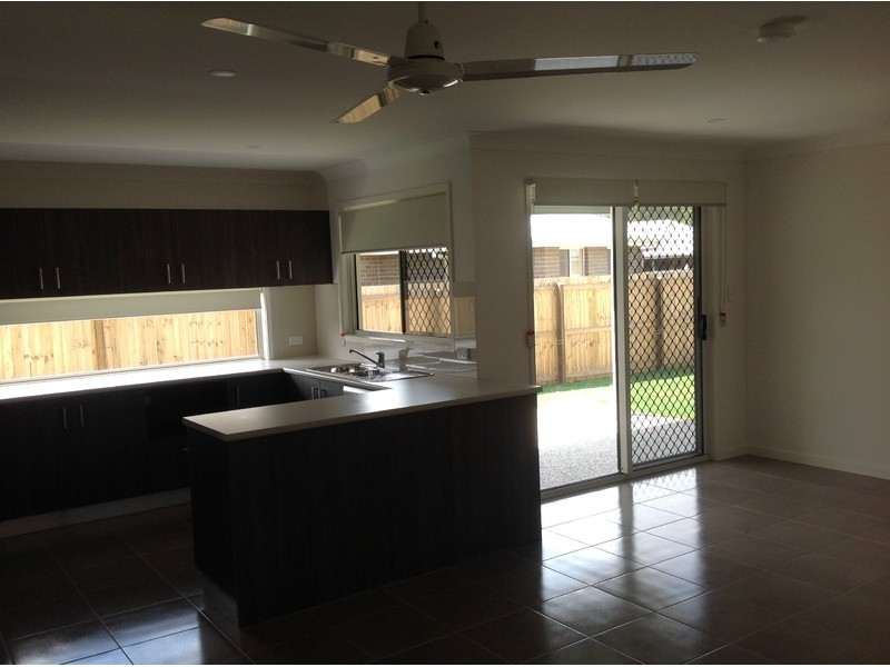 25a Clark Avenue, Glass House Mountains QLD 4518