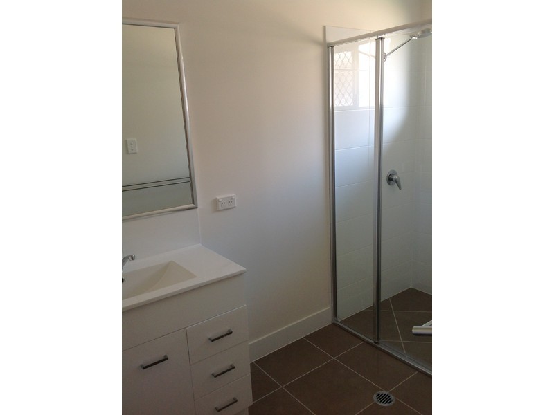 25b Clark Avenue, Glass House Mountains QLD 4518