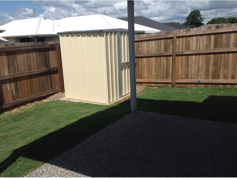 25b Clark Avenue, Glass House Mountains QLD 4518