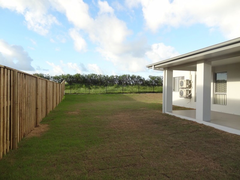 84 Schooner Avenue, Bucasia QLD 4750