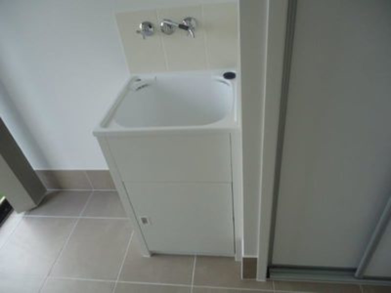 19 Halifax Place, Rural View QLD 4740