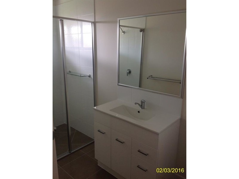 17b Pool Road, Glass House Mountains QLD 4518