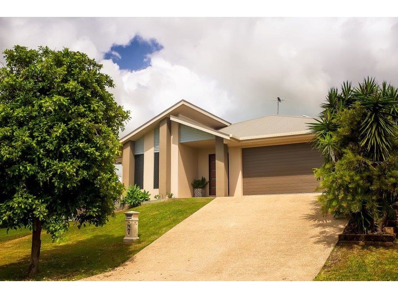 7 Mulcahy Crescent, Eimeo QLD 4740