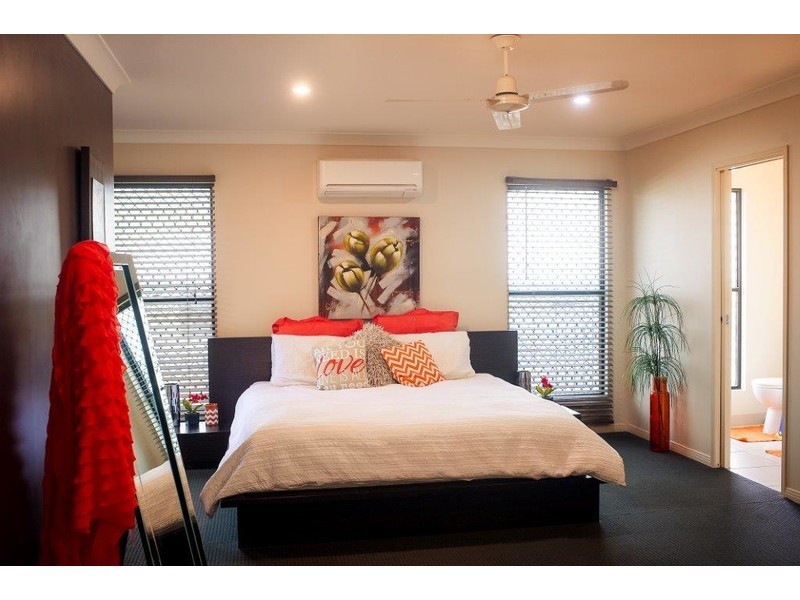 7 Mulcahy Crescent, Eimeo QLD 4740