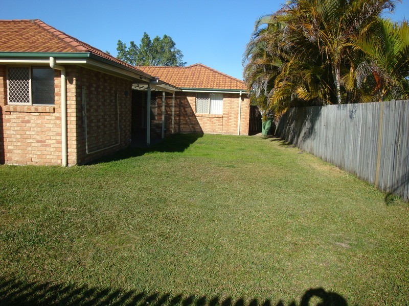 8 Beaver Place, Sippy Downs QLD 4556