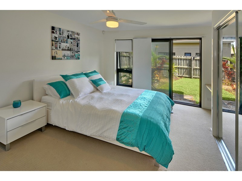 2/9 Catalina Drive, Mudjimba QLD 4564