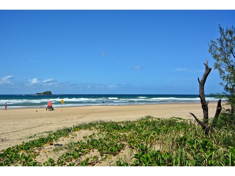 2/9 Catalina Drive, Mudjimba QLD 4564