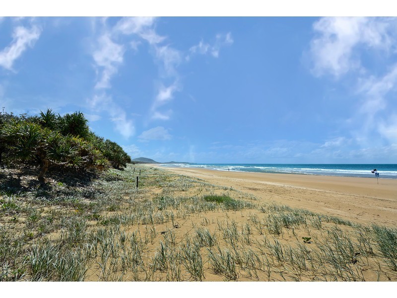 2/9 Catalina Drive, Mudjimba QLD 4564