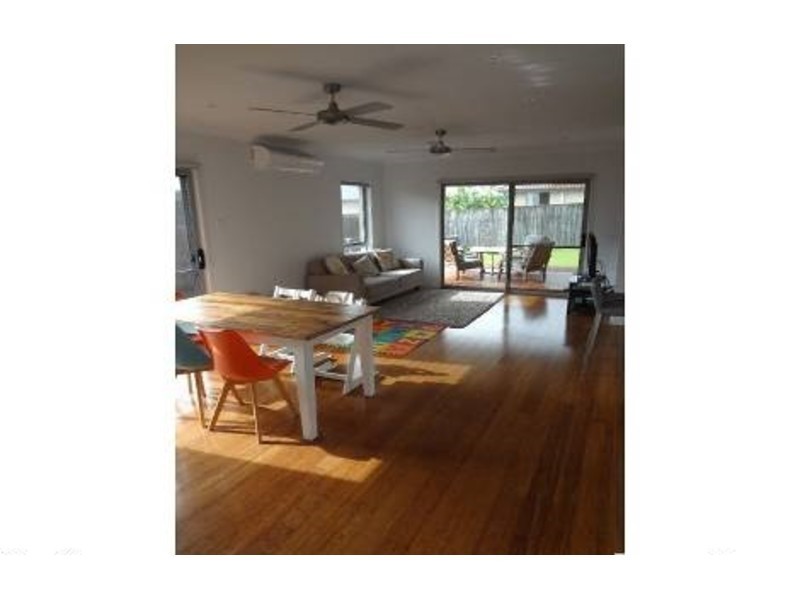 12 Dauntless Avenue, Bli Bli QLD 4560