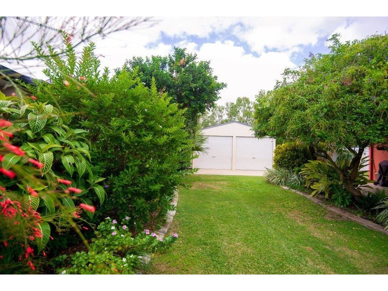 25 Michelle Crescent, Bucasia QLD 4750