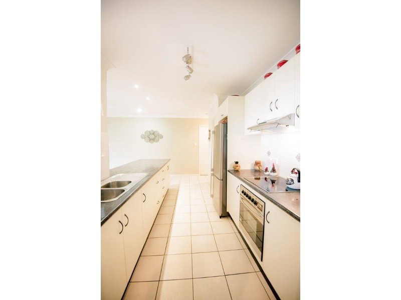 25 Michelle Crescent, Bucasia QLD 4750