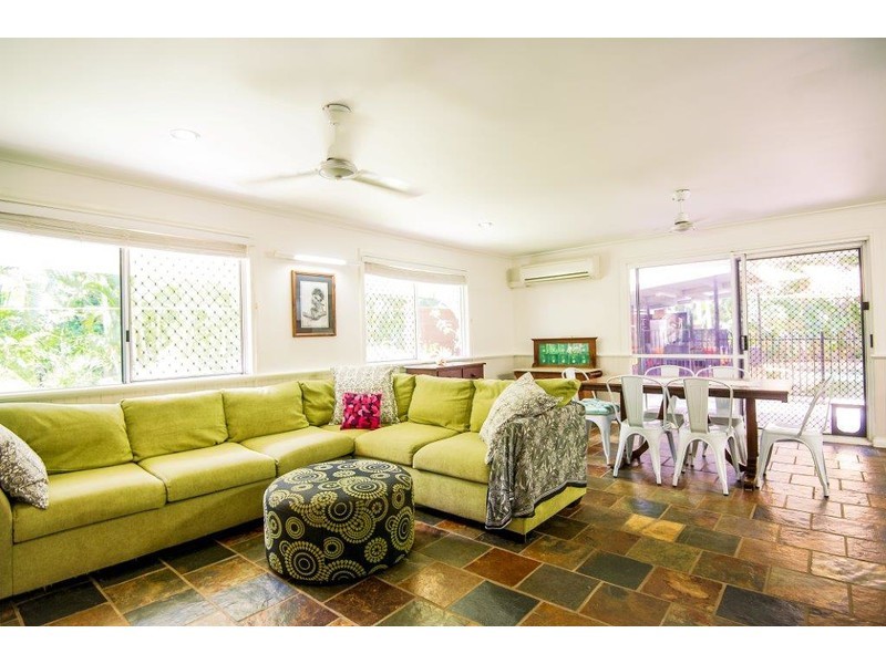 50 Waverley Street, Bucasia QLD 4750