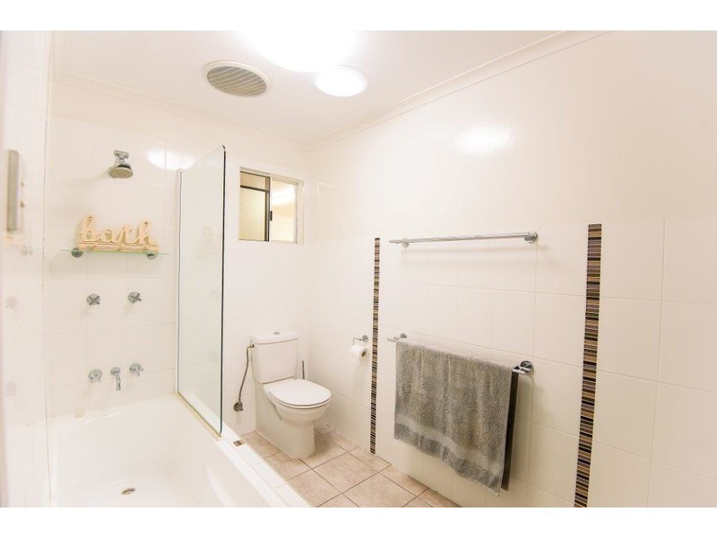 50 Waverley Street, Bucasia QLD 4750