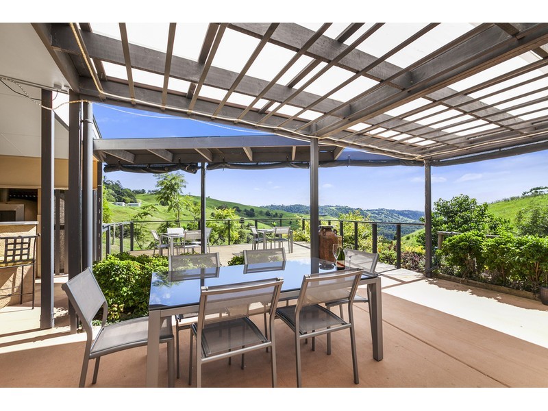 11 Hovard Road, Maleny QLD 4552
