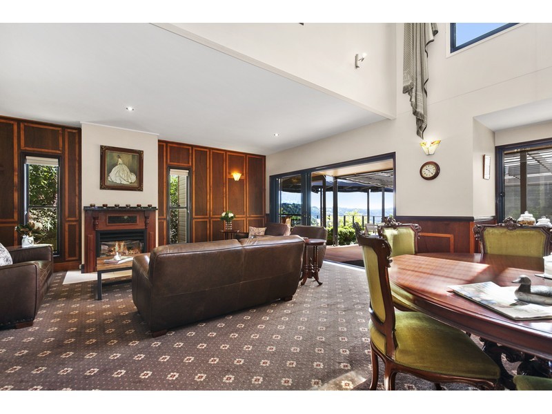 11 Hovard Road, Maleny QLD 4552