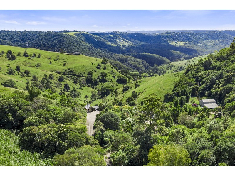 11 Hovard Road, Maleny QLD 4552
