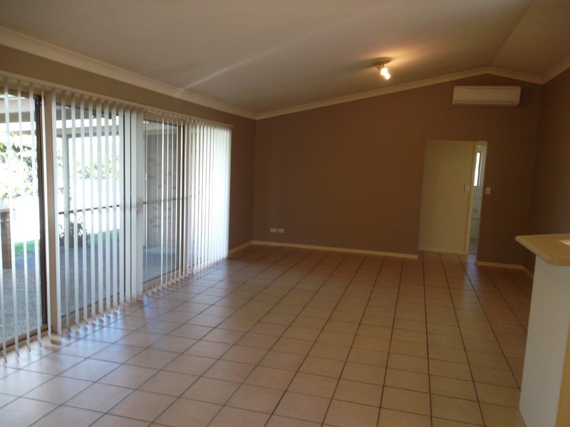 44 Oxford Close, Sippy Downs QLD 4556