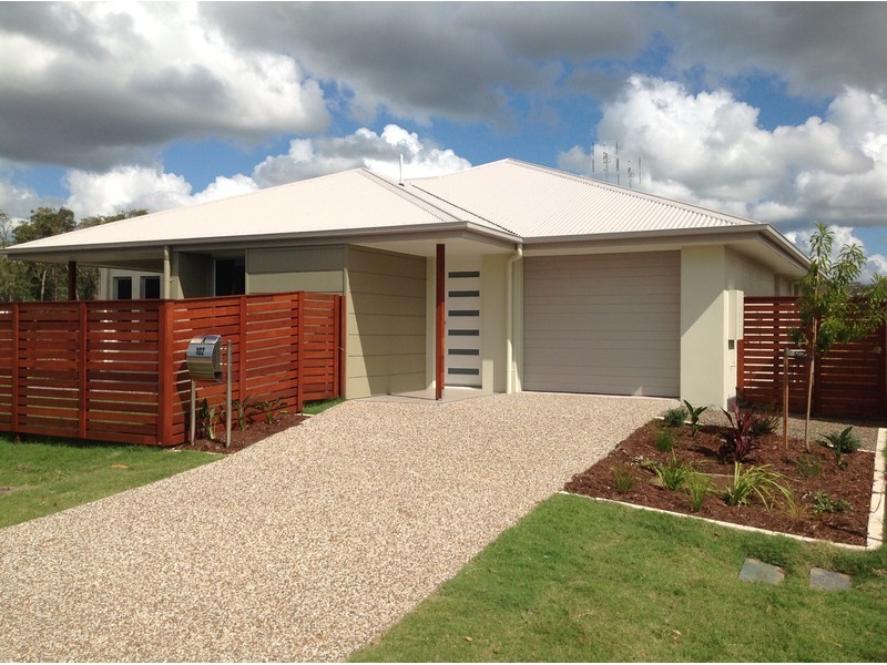 102A Haselwood Crescent, Meridan Plains QLD 4551