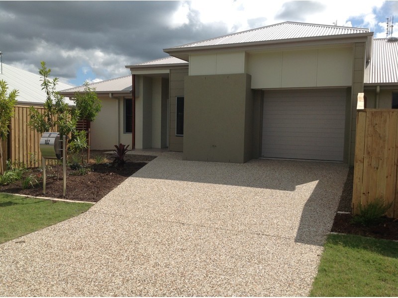 102B Haselwood Crescent, Meridan Plains QLD 4551