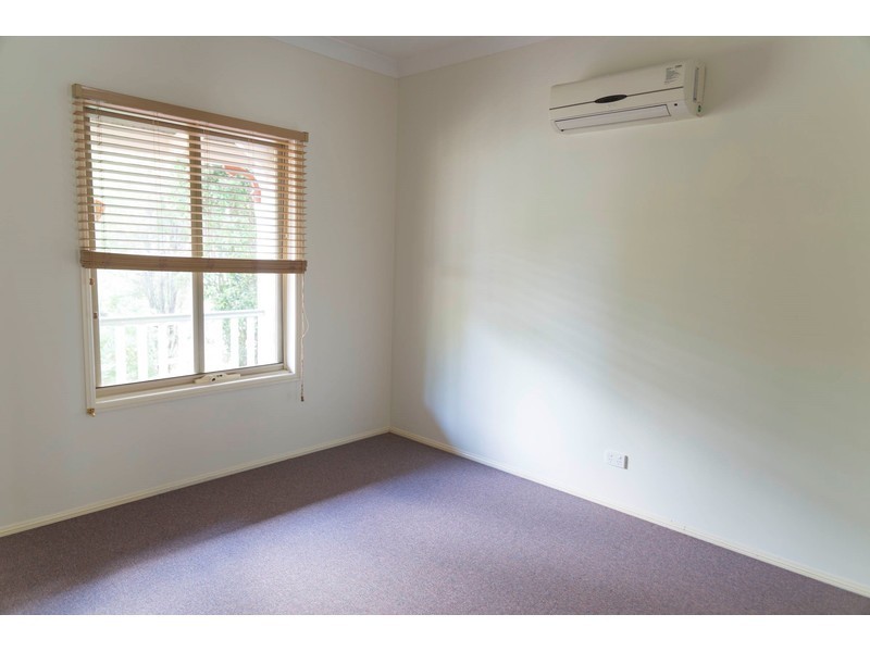 7 Chesterton Crescent, Sippy Downs QLD 4556