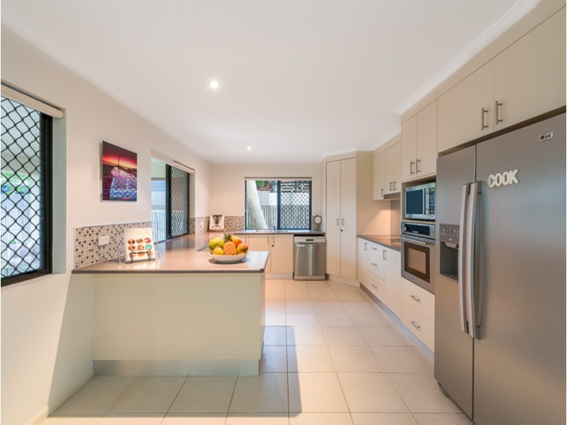 38 O’Brien Esplanade, Shoal Point QLD 4750