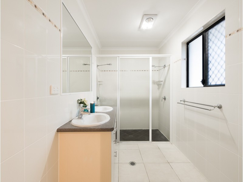 38 O’Brien Esplanade, Shoal Point QLD 4750