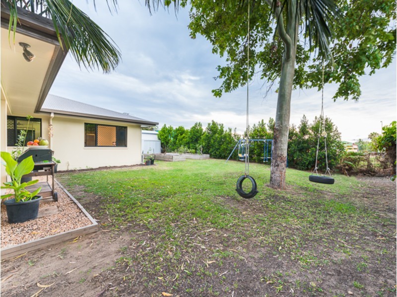 38 O’Brien Esplanade, Shoal Point QLD 4750