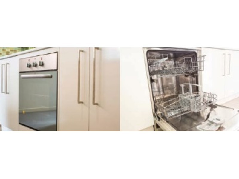 61 Pinnacles Drive, Glass House Mountains QLD 4518