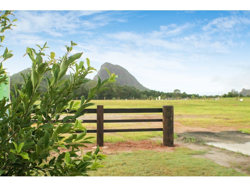80 Summit Close, Glass House Mountains QLD 4518