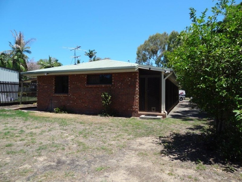 6 Ellis Avenue, Bucasia QLD 4750