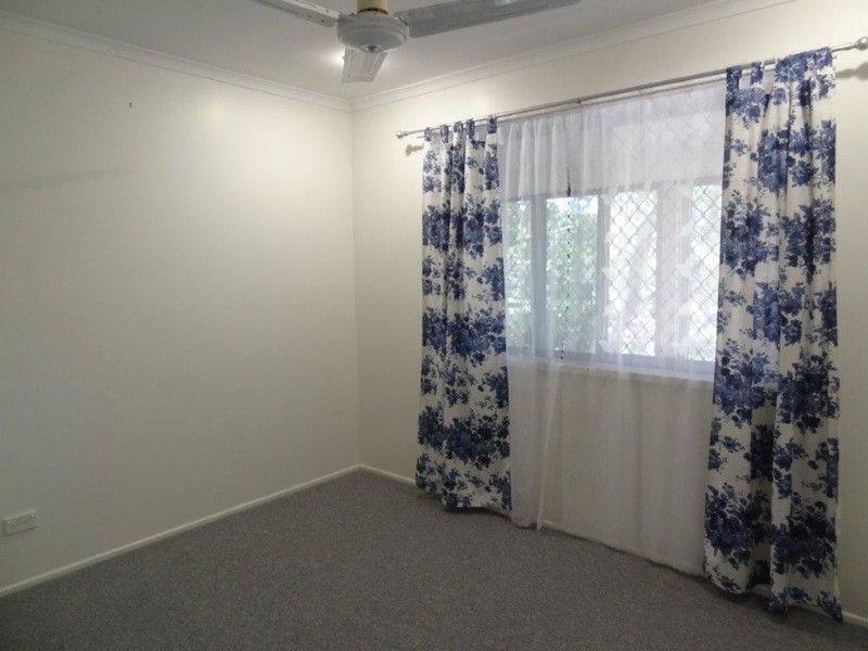 6 Ellis Avenue, Bucasia QLD 4750