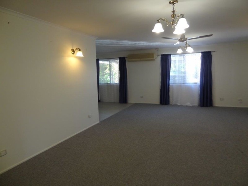 6 Ellis Avenue, Bucasia QLD 4750