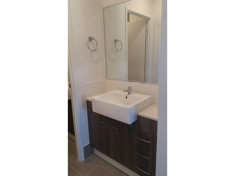 18a Calvary Way, Sippy Downs QLD 4556