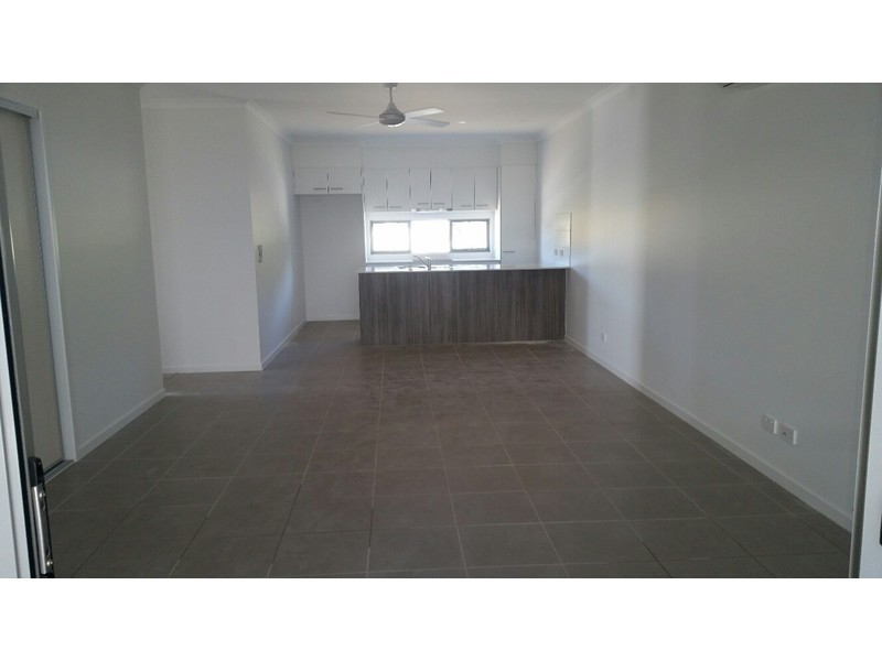 18a Calvary Way, Sippy Downs QLD 4556