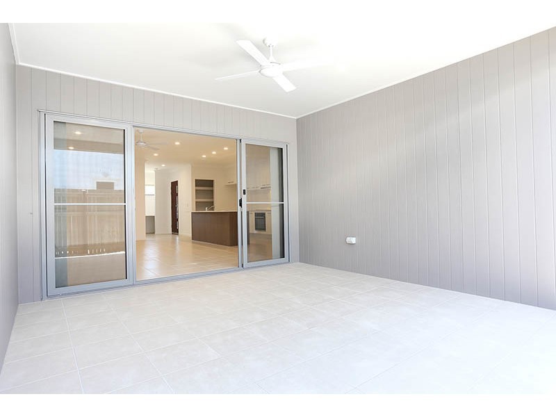 18a Calvary Way, Sippy Downs QLD 4556