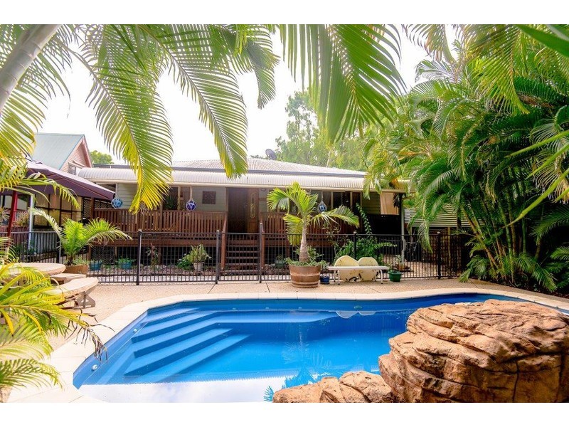 4 Graham Crescent, Eimeo QLD 4740