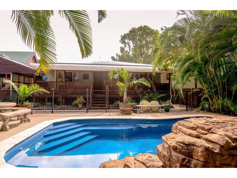 4 Graham Crescent, Eimeo QLD 4740