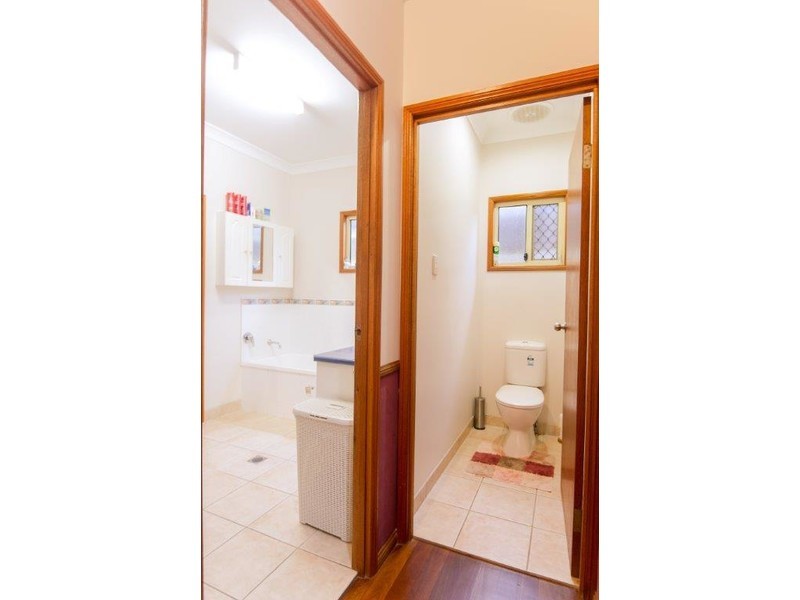 4 Graham Crescent, Eimeo QLD 4740