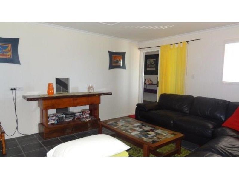 29 Denman Avenue, Shoal Point QLD 4750