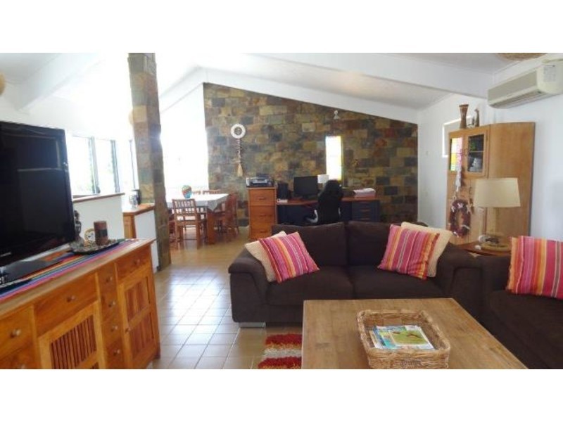 29 Denman Avenue, Shoal Point QLD 4750