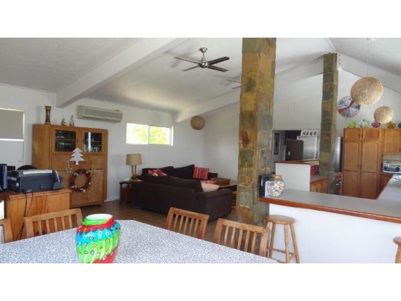 29 Denman Avenue, Shoal Point QLD 4750