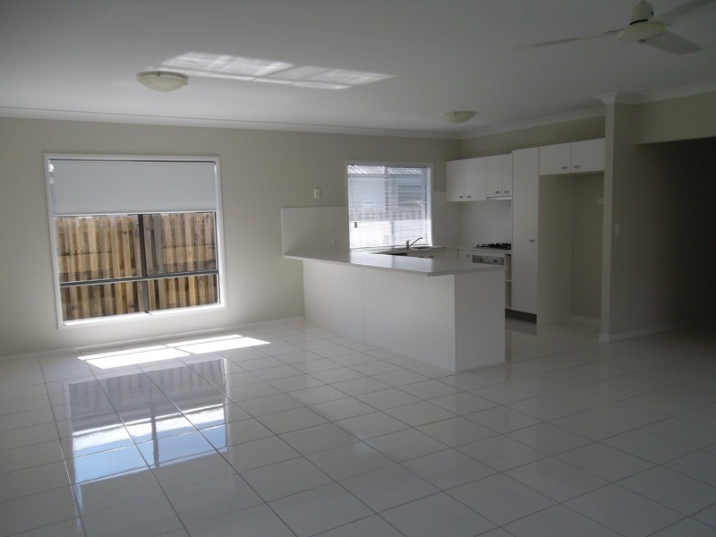 77 Chestwood Crescent, Sippy Downs QLD 4556