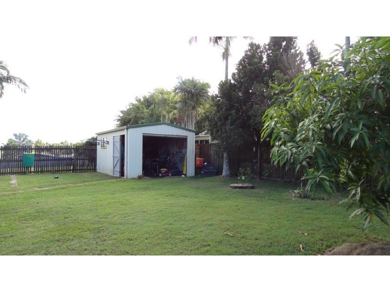 2 Thomas Mitchell Court, Rural View QLD 4740