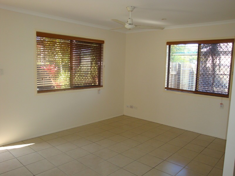 88 Beerburrum Street, Battery Hill QLD 4551