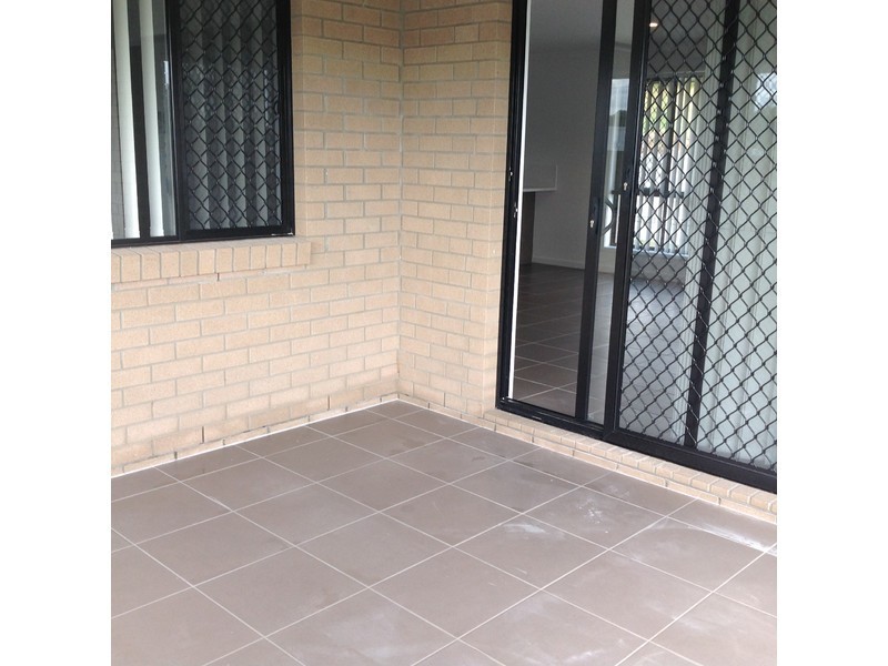 4 Reflection Court, Nambour QLD 4560