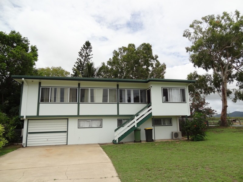 31 St Bees Avenue, Bucasia QLD 4750