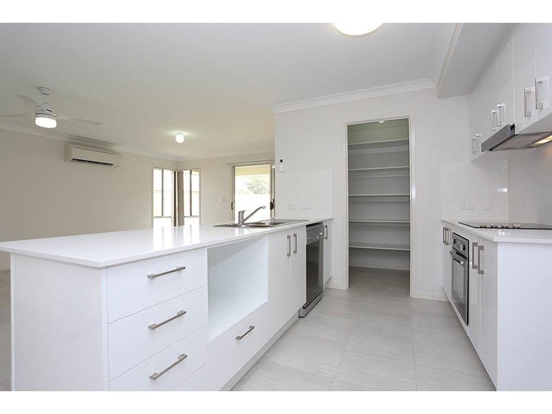 54 Clark Avenue, Glass House Mountains QLD 4518