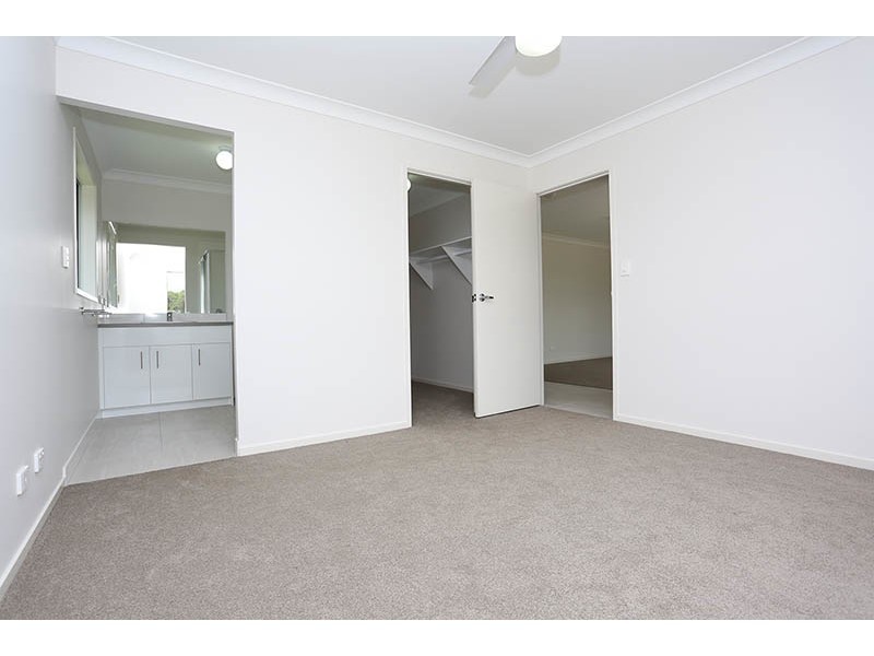 54 Clark Avenue, Glass House Mountains QLD 4518