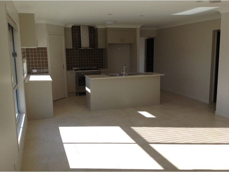 8 Silky Oak Court, Peregian Springs QLD 4573